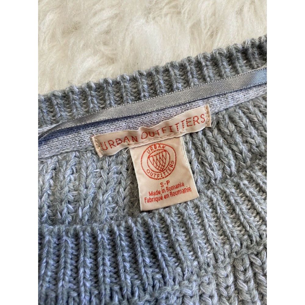 Urban Outfitters Size Small Cropped Knit Sweater - Picture 4 of 6